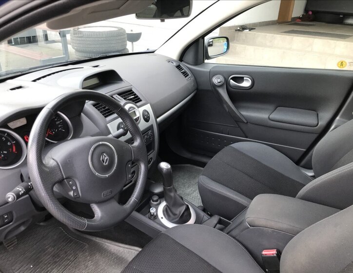 Renault Mégane Sedan / Limuzína 1,4 l 72 kw