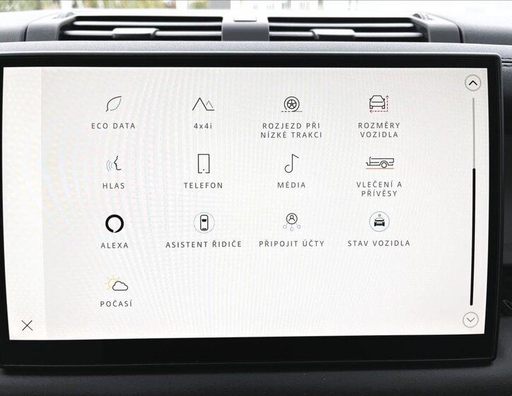 Land Rover Defender 19