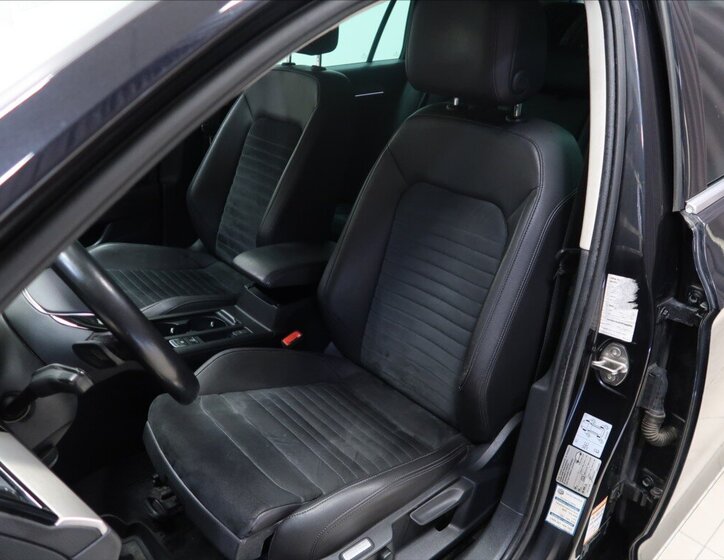 Volkswagen Passat Kombi 2,0 l 140 kw