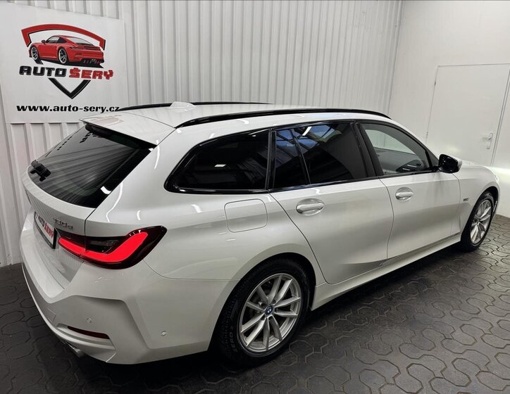 BMW Řada 3 Kombi 2,0 l 215 kw