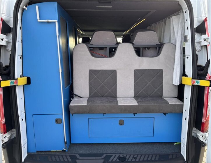 Ford Transit Custom 12