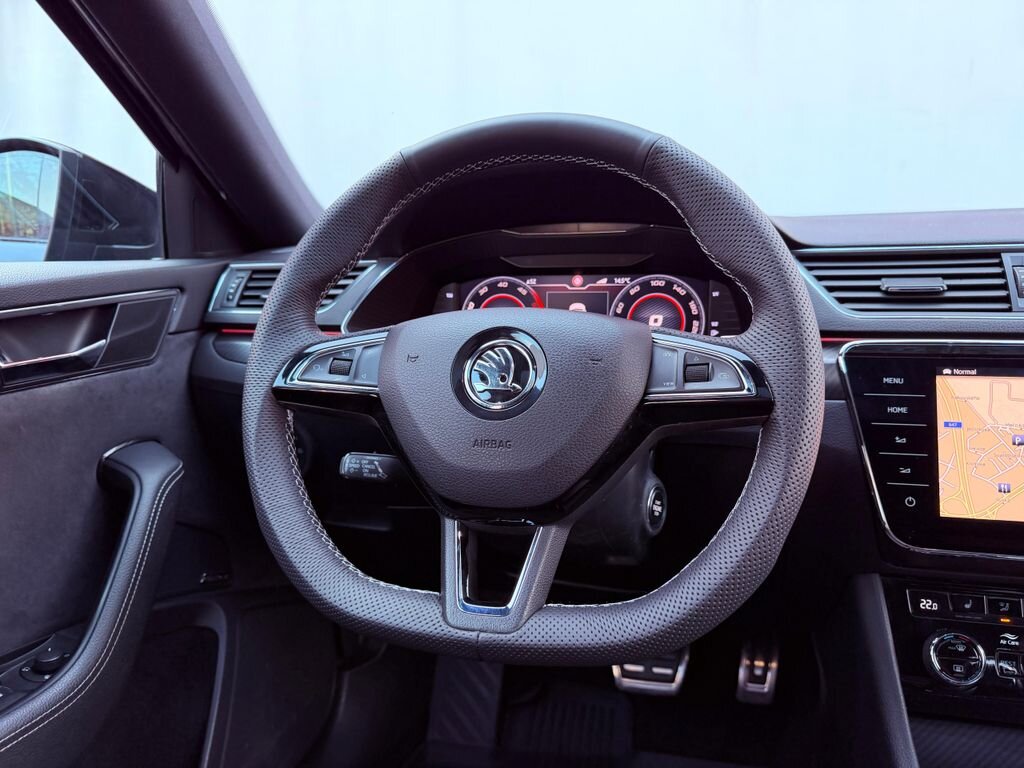 Škoda Superb Sedan / Limuzína 2,0 l 140 kw