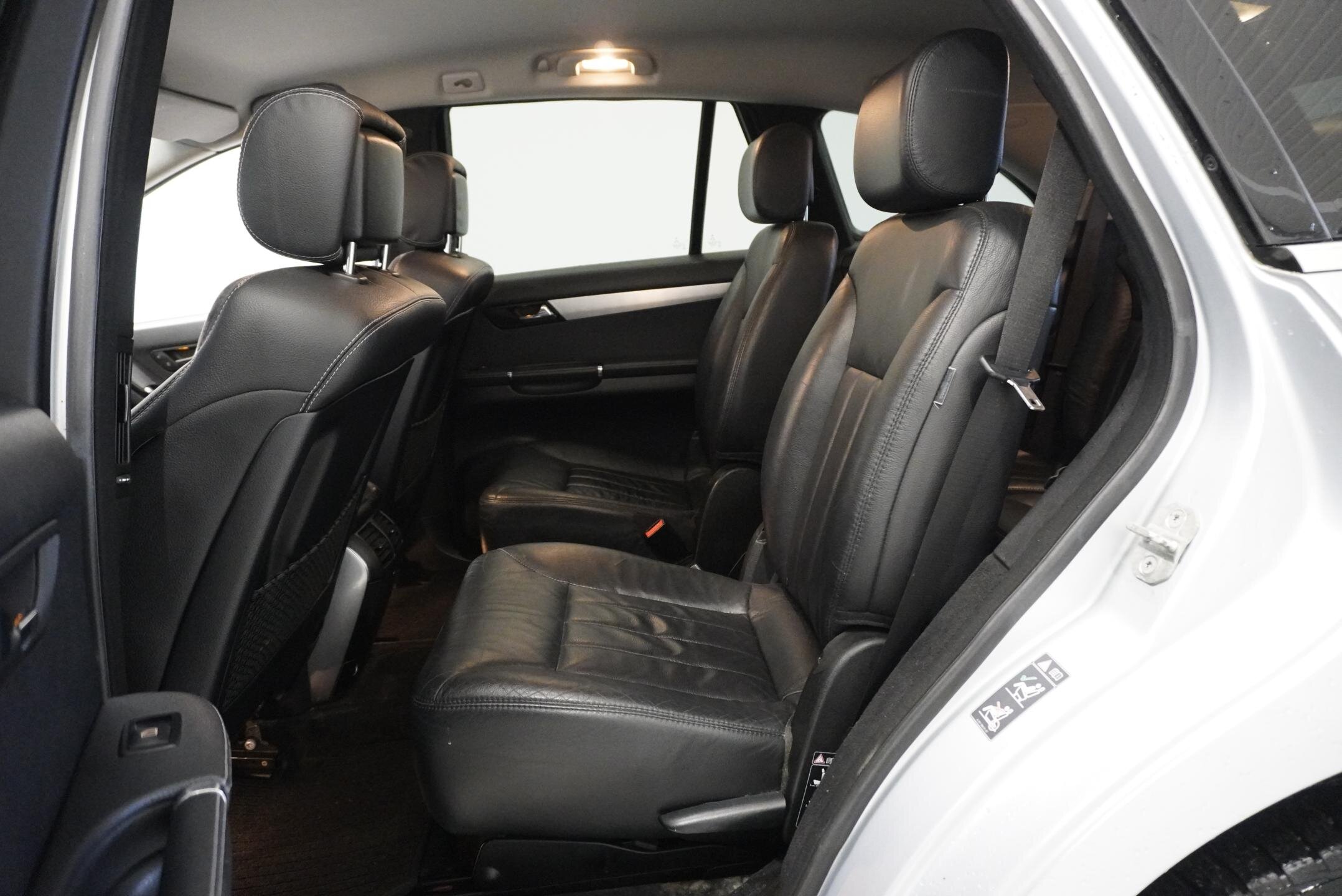 Mercedes-Benz Třídy R SUV 5,0 l 225 kw