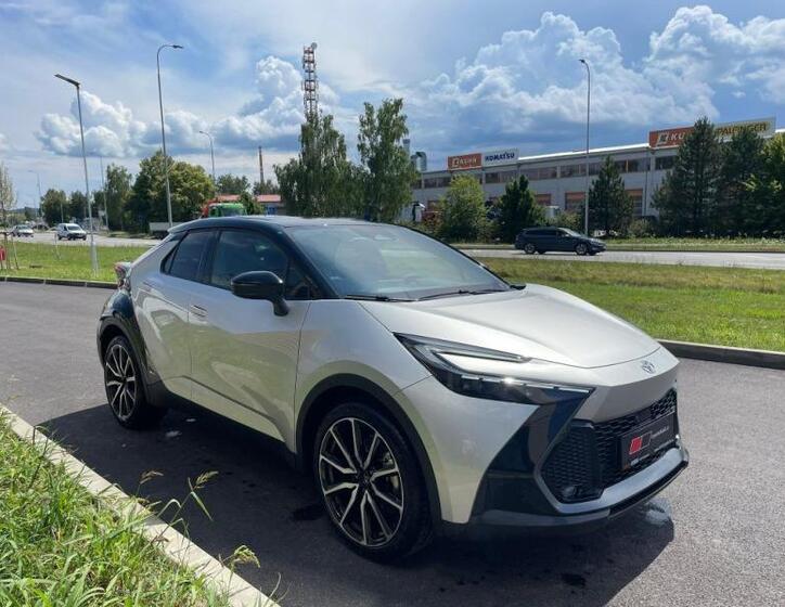 Toyota C-HR 8