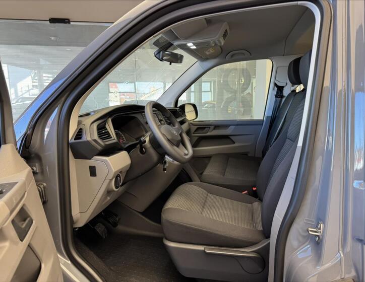 Volkswagen Caravelle 7