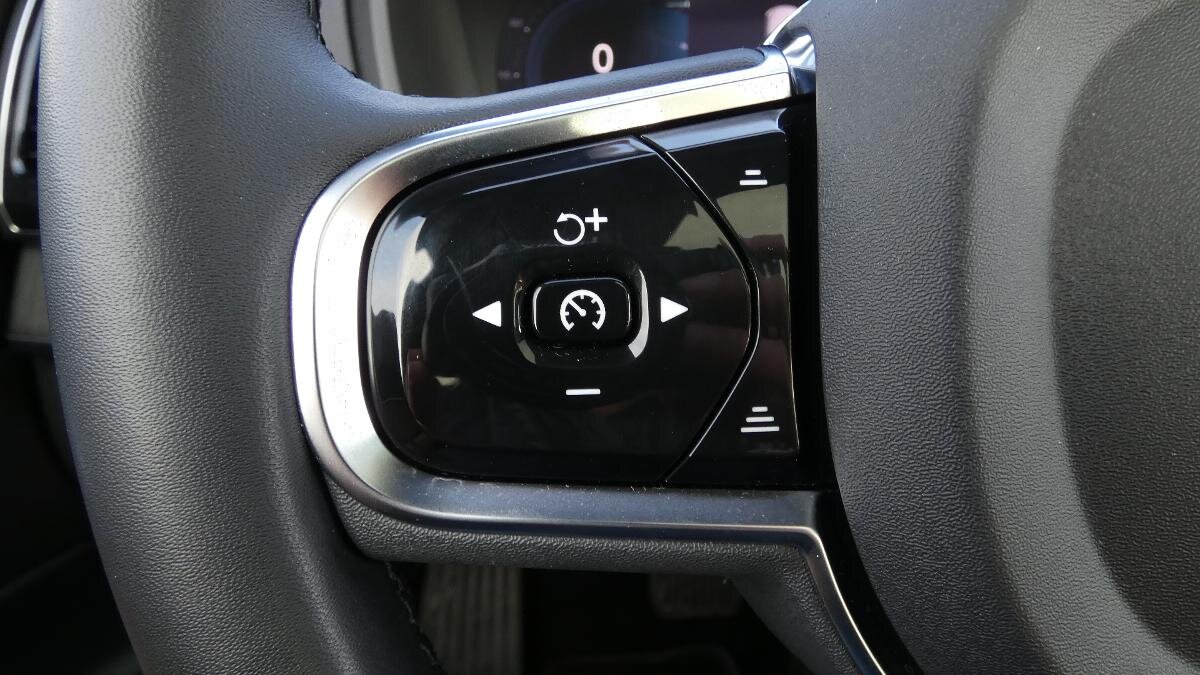 Volvo XC90 SUV / Terénní 2,0 l 173 kw