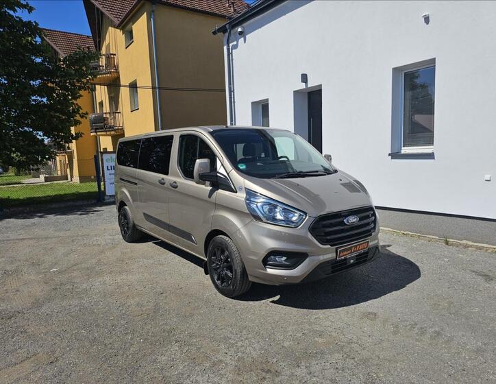Ford Transit Custom 1