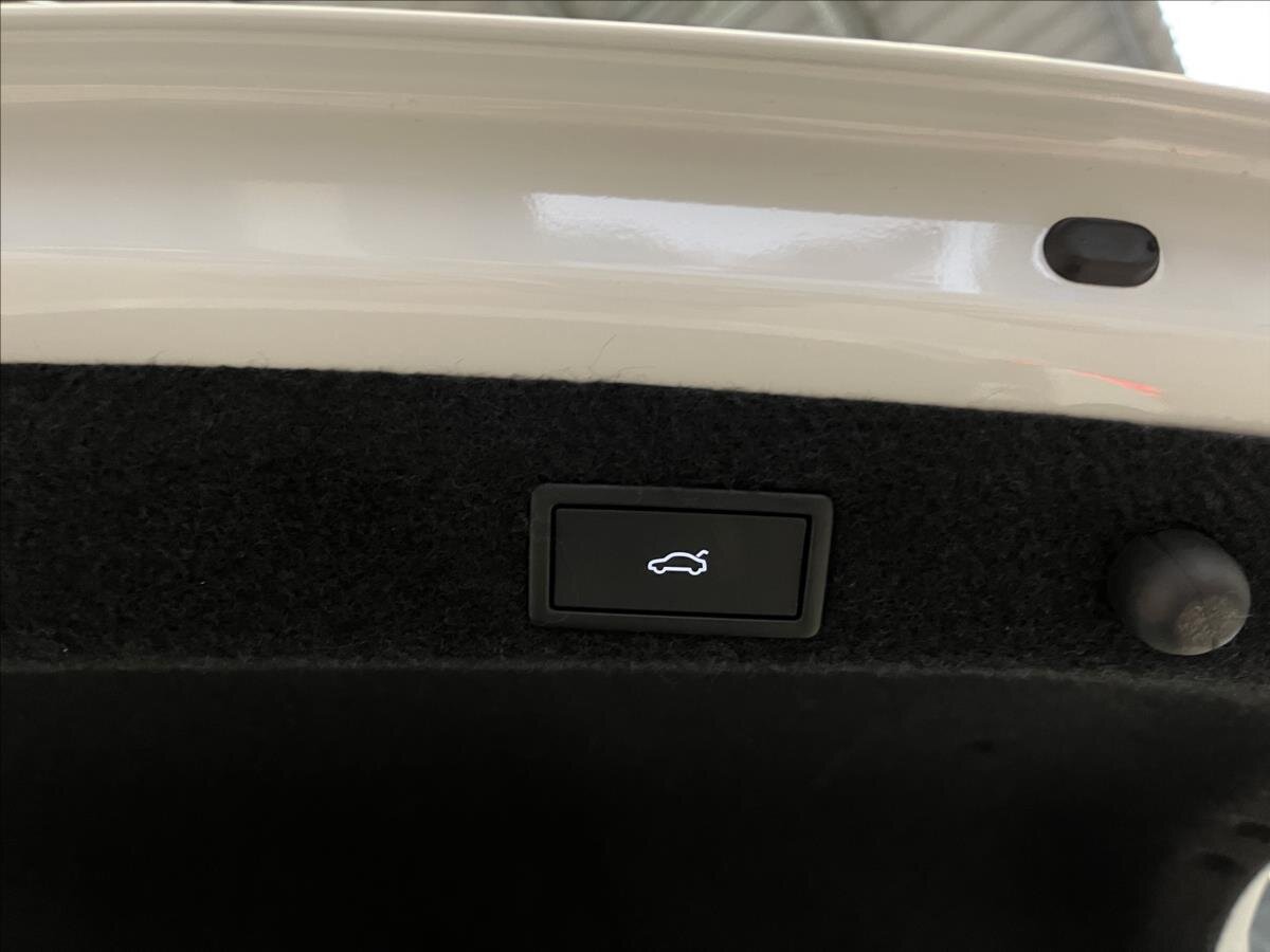 Škoda Octavia Liftback 1,5 l 85 kw