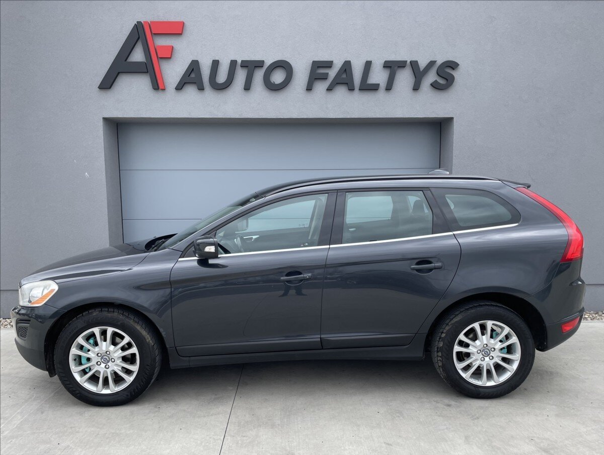 Volvo XC60 Kombi 2,4 l 151 kw