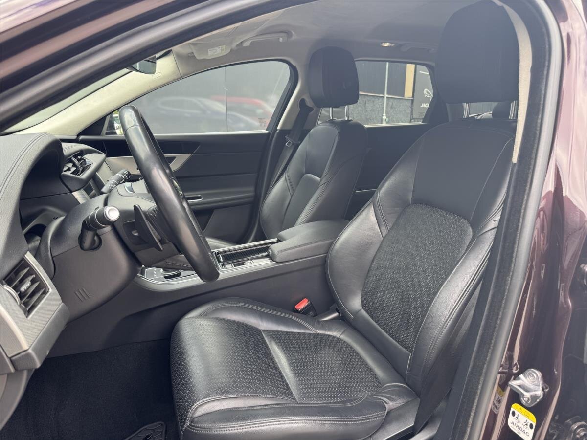 Jaguar XF Kombi 2,0 l 177 kw