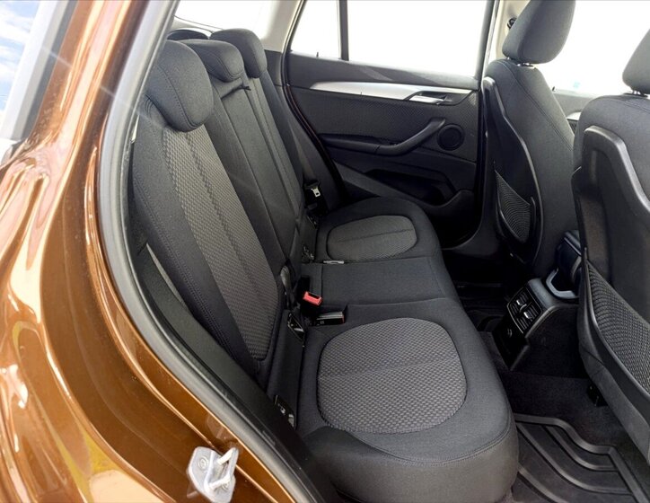 BMW X1 SUV / Terénní 2,0 l 110 kw