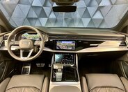 Audi Q8 9