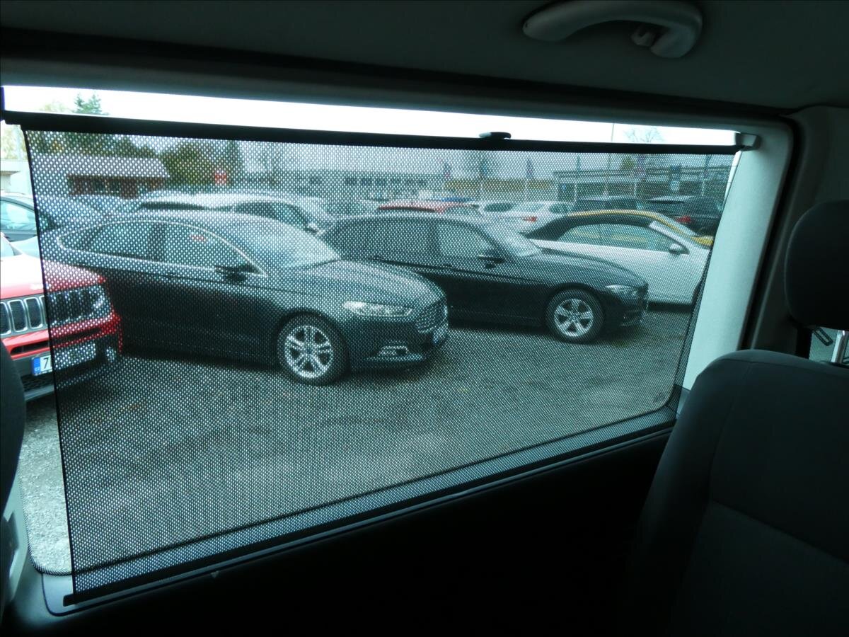 Volkswagen Caravelle Ostatní 2,5 l 96 kw