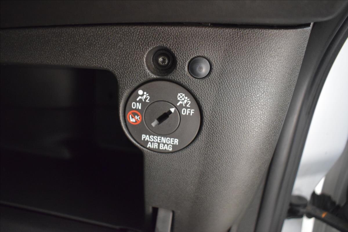 Opel Corsa Van Ostatní 1,2 l 51 kw