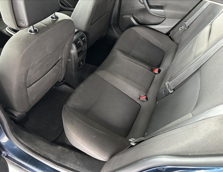 Opel Insignia Kombi 2,0 l 96 kw