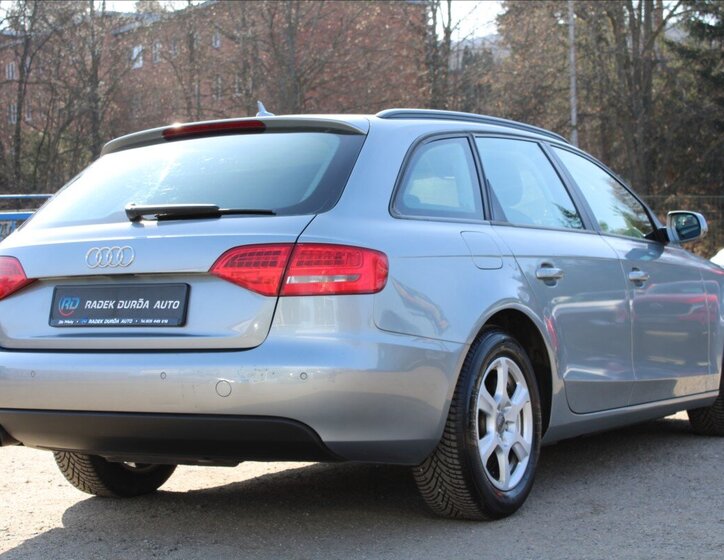Audi A4 Kombi 1,8 l 118 kw