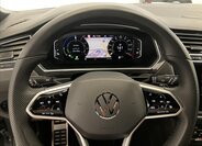Volkswagen Tiguan 11