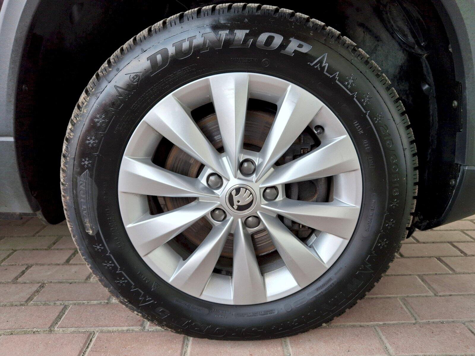 Škoda Karoq SUV / Terénní 1,5 l 110 kw