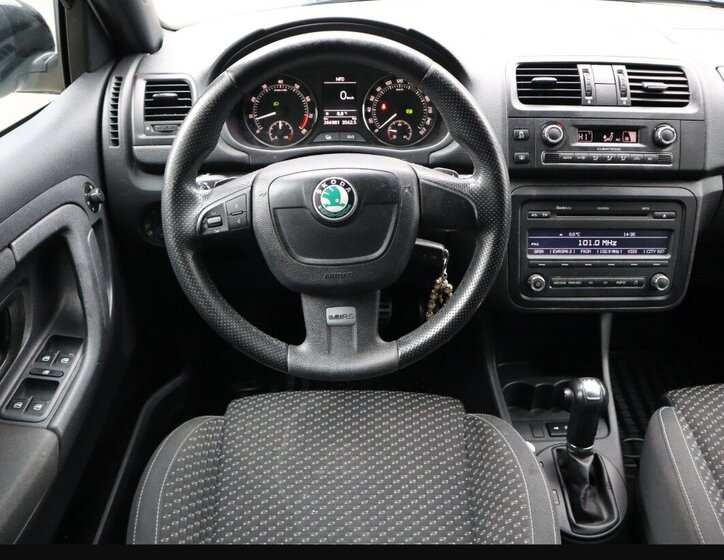 Škoda Fabia Hatchback 1,4 l 132 kw