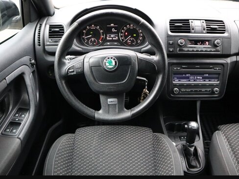 Škoda Fabia Hatchback 1,4 l 132 kw