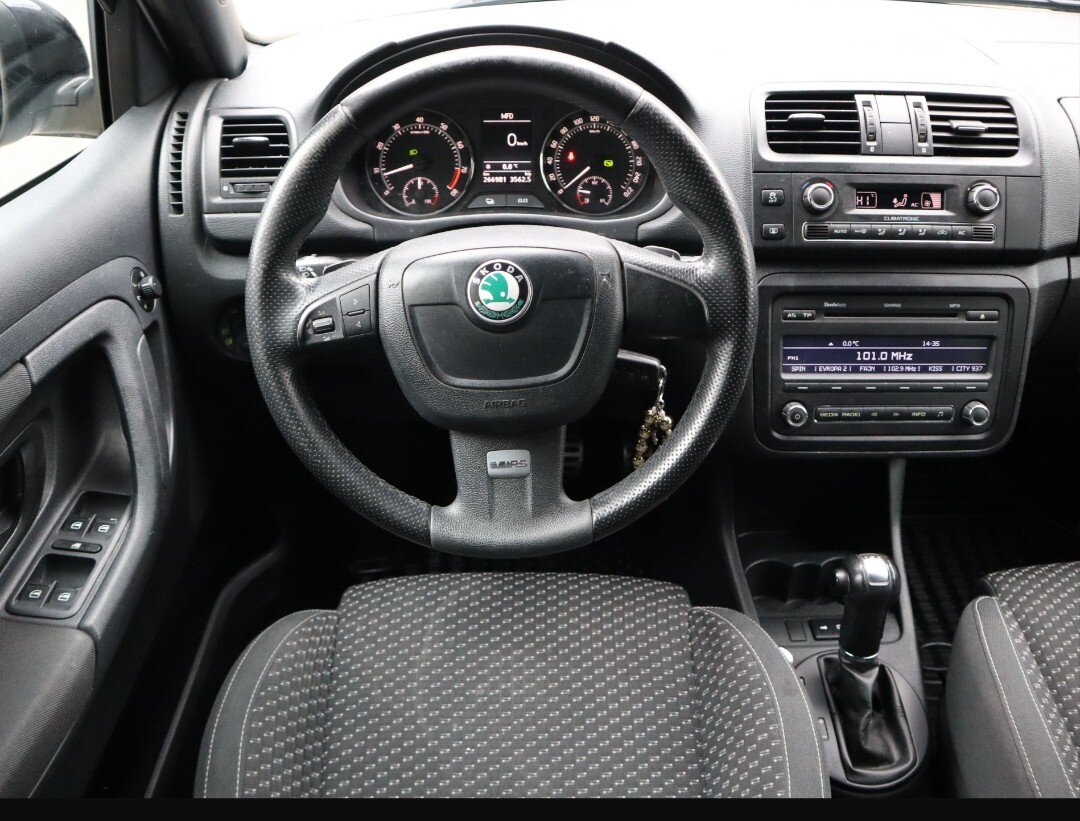 Škoda Fabia Hatchback 1,4 l 132 kw