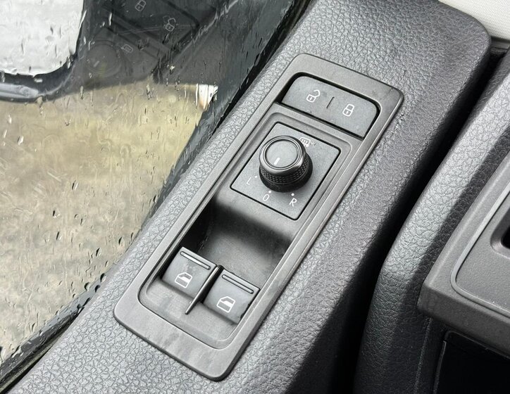 Volkswagen Transporter 8