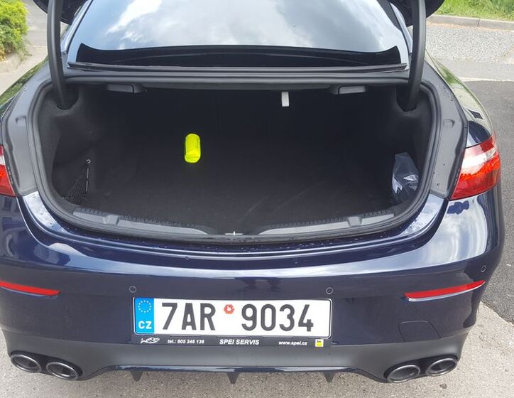 Mercedes-Benz Třídy E 16