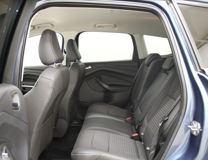 Ford Kuga SUV / Terénní 1,5 l 110 kw