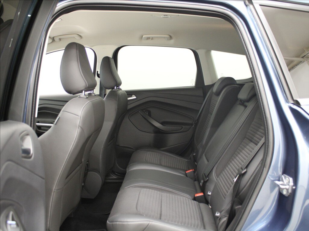 Ford Kuga SUV / Terénní 1,5 l 110 kw