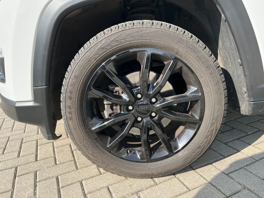 Jeep Compass SUV / Terénní 1,3 l 96 kw