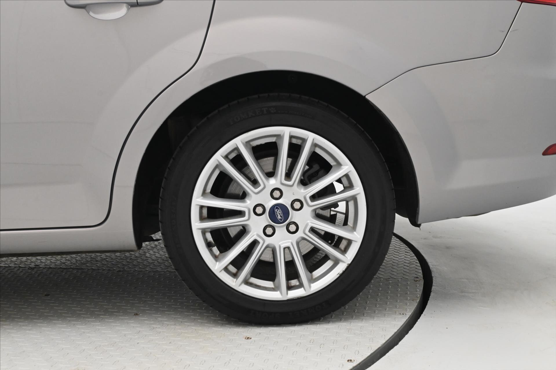 Ford Mondeo Kombi 2,0 l 120 kw