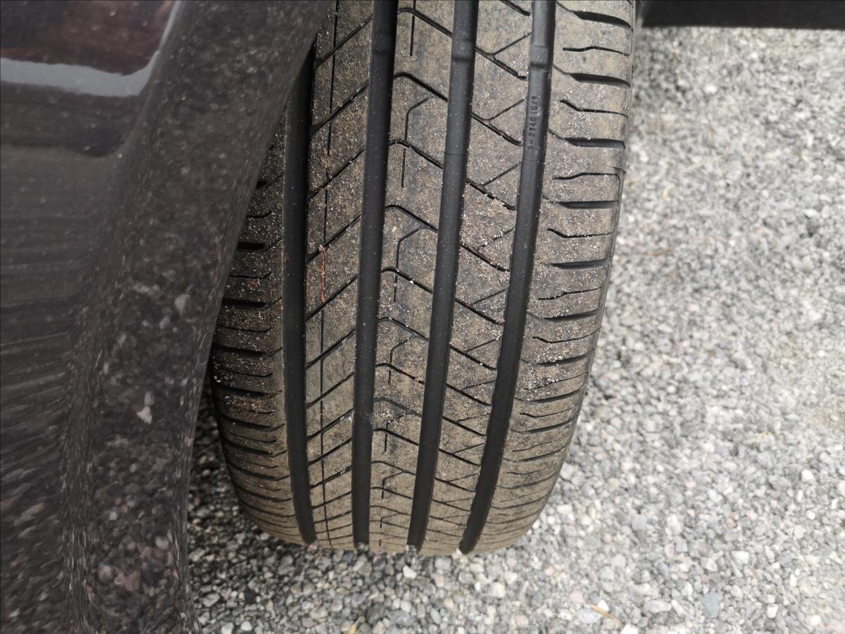 Škoda Superb Sedan / Limuzína 2,0 l 147 kw