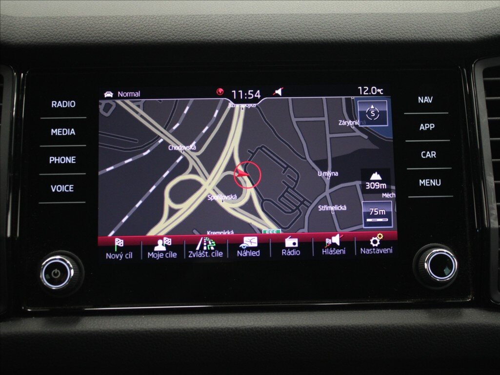 Škoda Kodiaq SUV / Terénní 1,5 l 110 kw