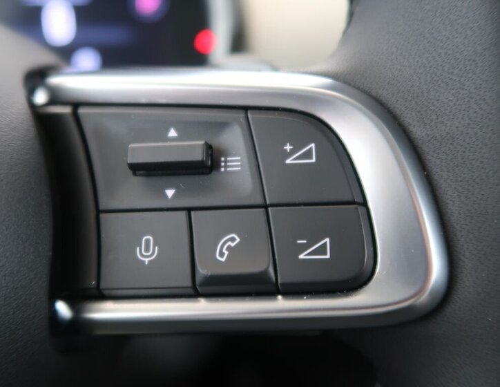 Fiat 600 SUV / Terénní 1,2 l 100 kw