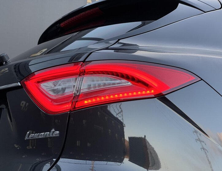 Maserati Levante SUV 3,0 l 257 kw