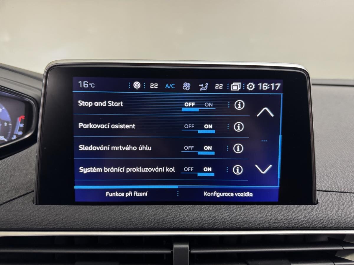 Peugeot 5008 SUV / Terénní 2,0 l 133 kw