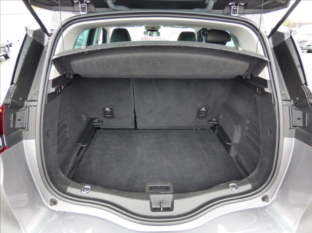 Renault Scénic MPV 1,5 l 81 kw