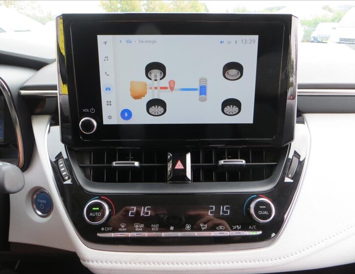 Toyota Corolla Kombi 2,0 l 112 kw