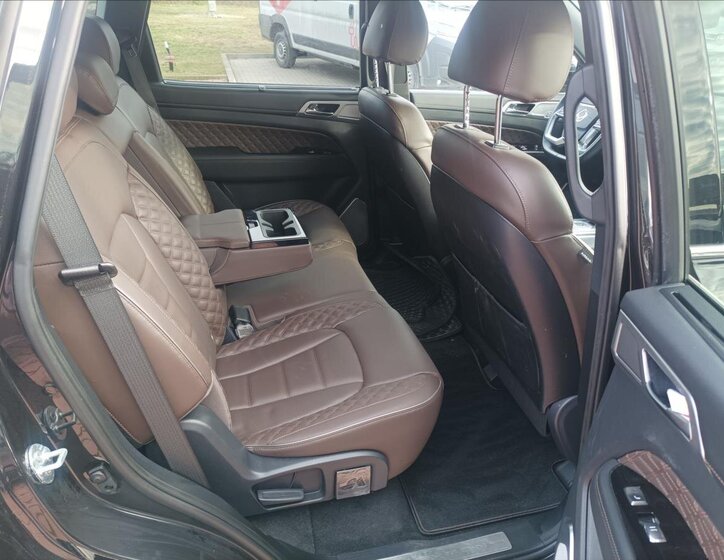 SsangYong Rexton SUV 2,2 l 148 kw