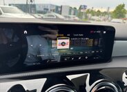 Mercedes-Benz Třídy A Sedan / Limuzína 1,3 l 120 kw