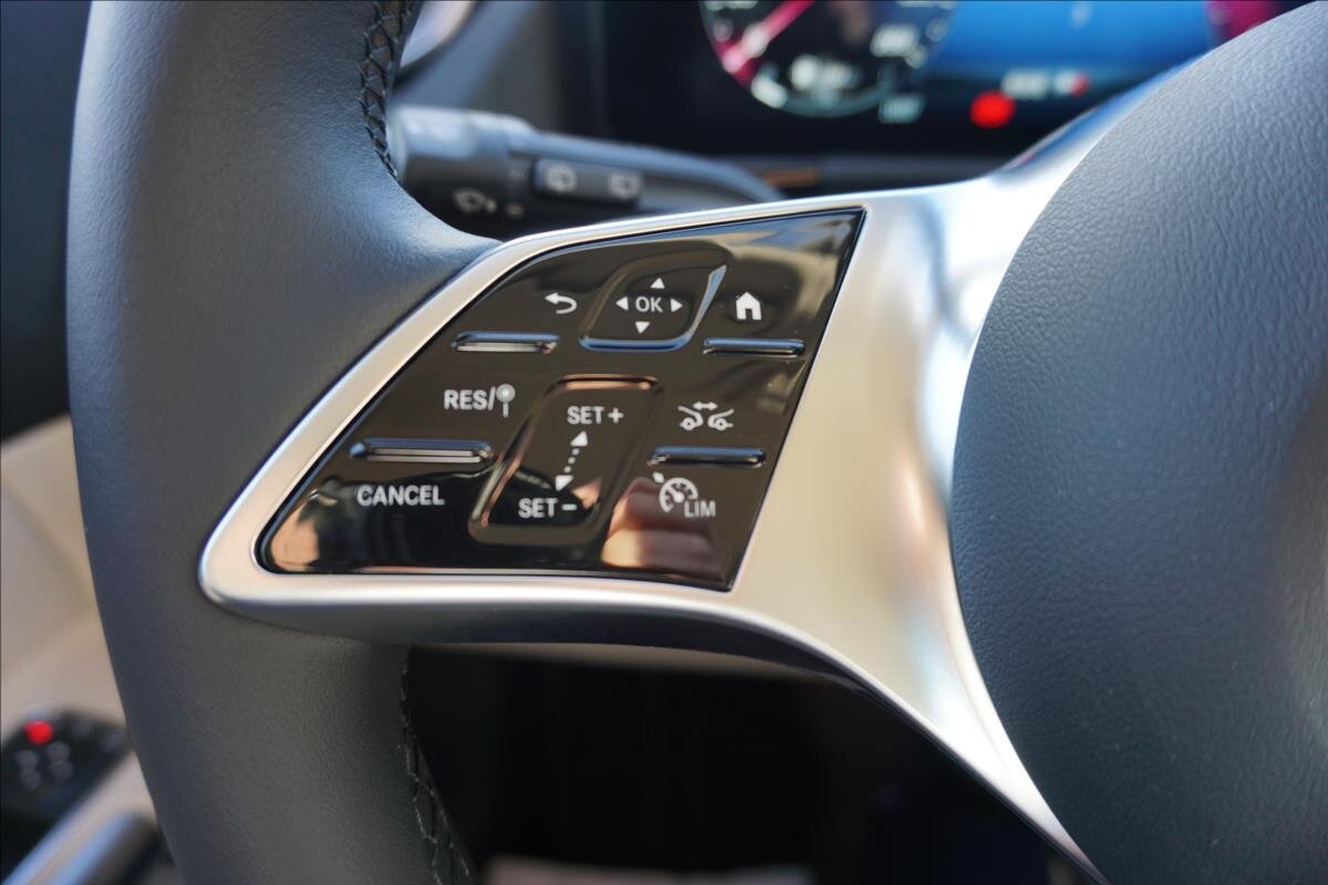 Mercedes-Benz GLA SUV 2,0 l 110 kw