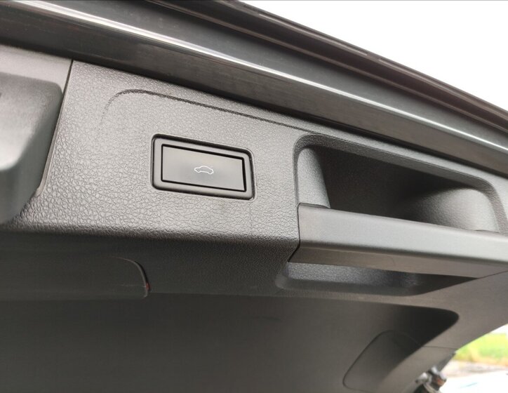 Volkswagen Passat Kombi 2,0 l 110 kw