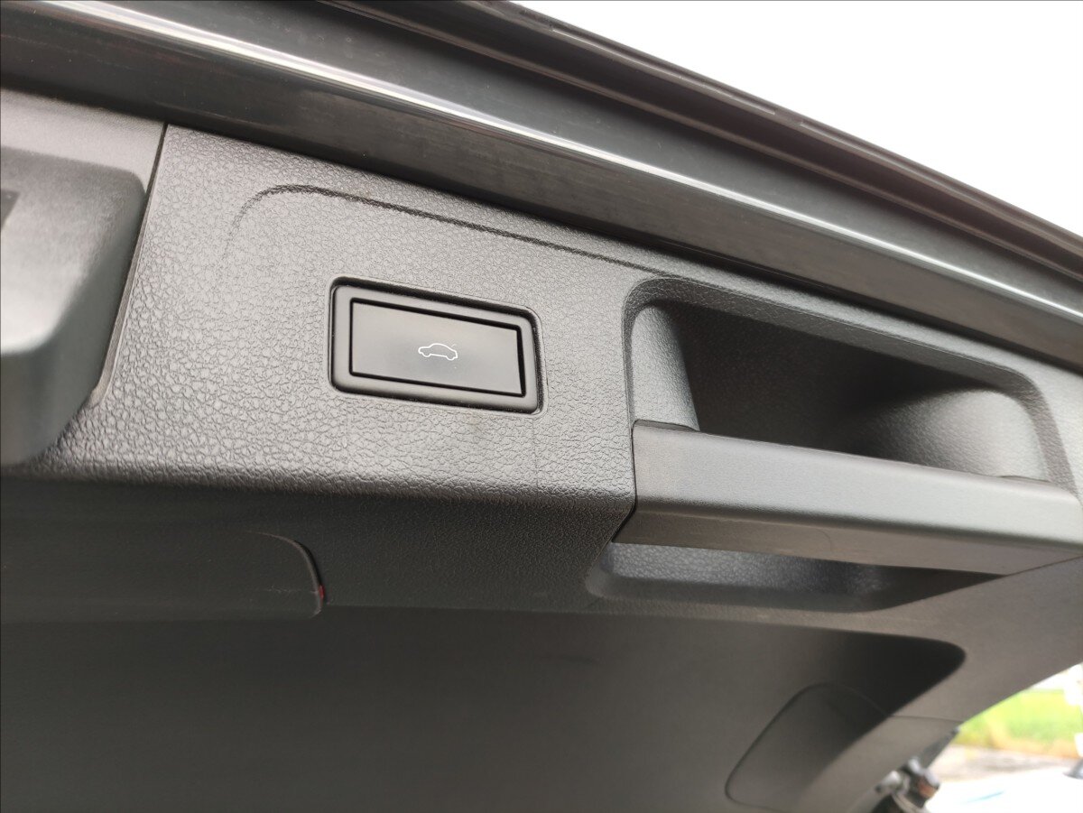 Volkswagen Passat Kombi 2,0 l 110 kw