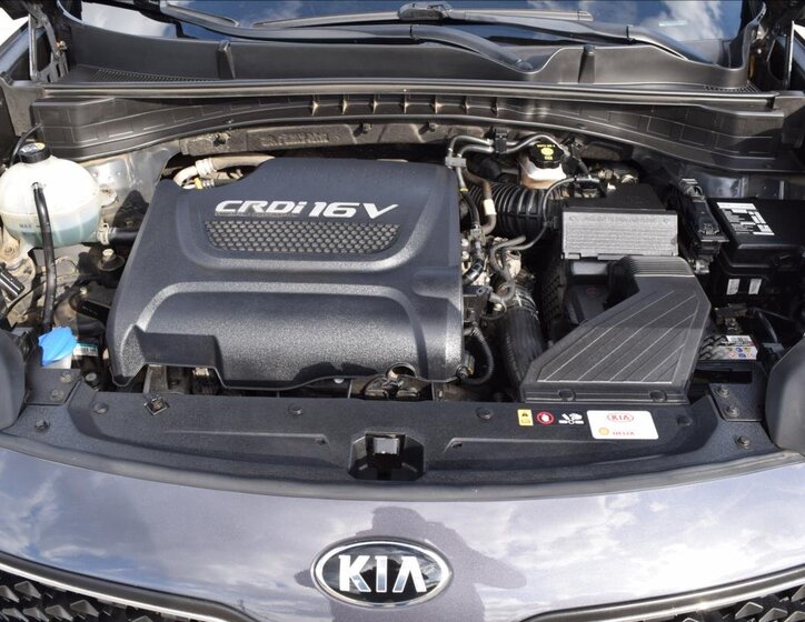KIA Sportage SUV 2,0 l 100 kw