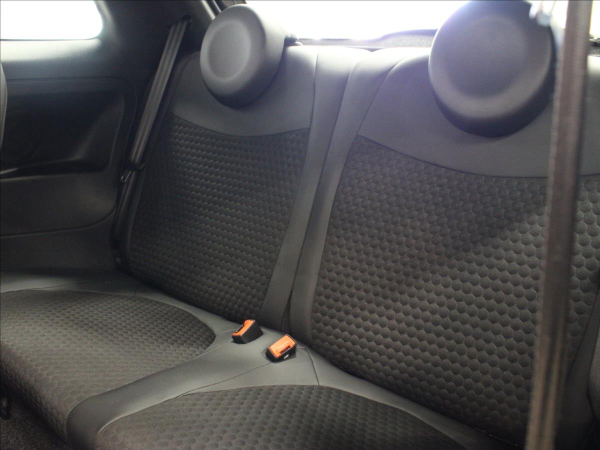 Fiat 500 Hatchback 899,0 63 kw