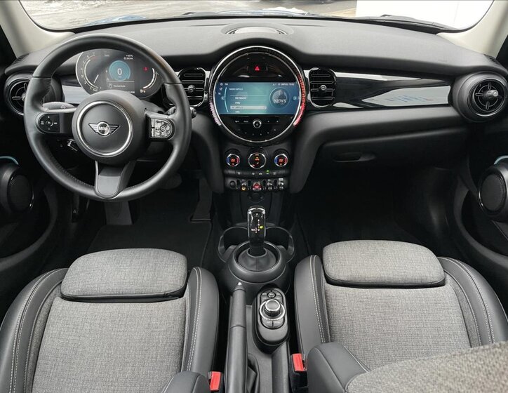 Mini Cooper Hatchback 1,5 l 100 kw