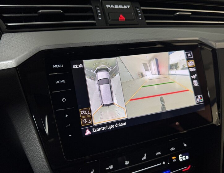 Volkswagen Passat Kombi 1,4 l 160 kw