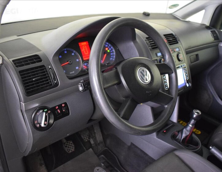 Volkswagen Touran MPV 2,0 l 103 kw