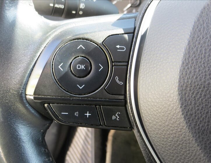 Toyota Corolla Sedan 1,8 l 72 kw