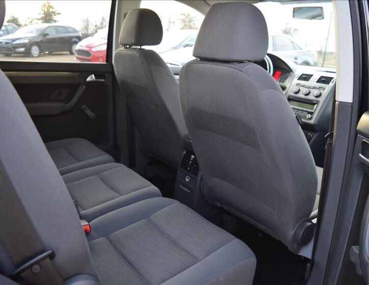 Volkswagen Touran MPV 1,4 l 103 kw